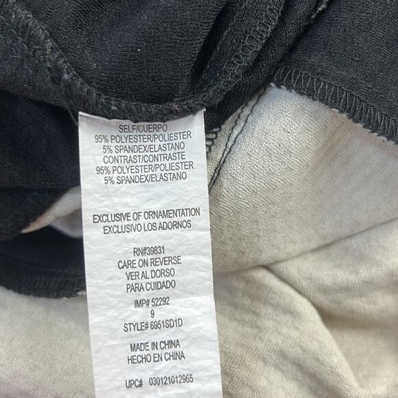 Sequin Hearts black and cream color block fit and flare dress, size 9 - Picture 8 of 9